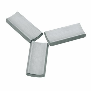 High Intrinsic Coercivity Permanent Ferrite Magnet with High Flux Density