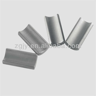 Motors Essential Sintered Ferrite Magnet Axial Magnetization Direction Coercivity 235-275 KA/m