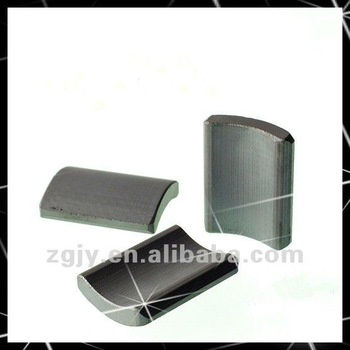 ISO9001/ROHS Standard Sintered Ferrite Magnet with Coercivity of 235-275 KA/m R51.8mm-r43.1mm ×39.0mm