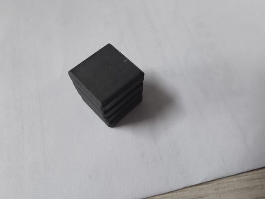 Y33 Permanent Ferrite Magnet SrO 6Fe2O3 For Magnetic Separator TS16949