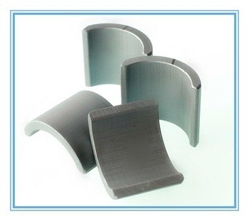 Automobile CSA Axial Flow Fan Motor Magnet Arc Segment Strontium