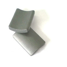 Customized Automobile Seater Ferrite Motor Magnets SrO Ceramic Processing